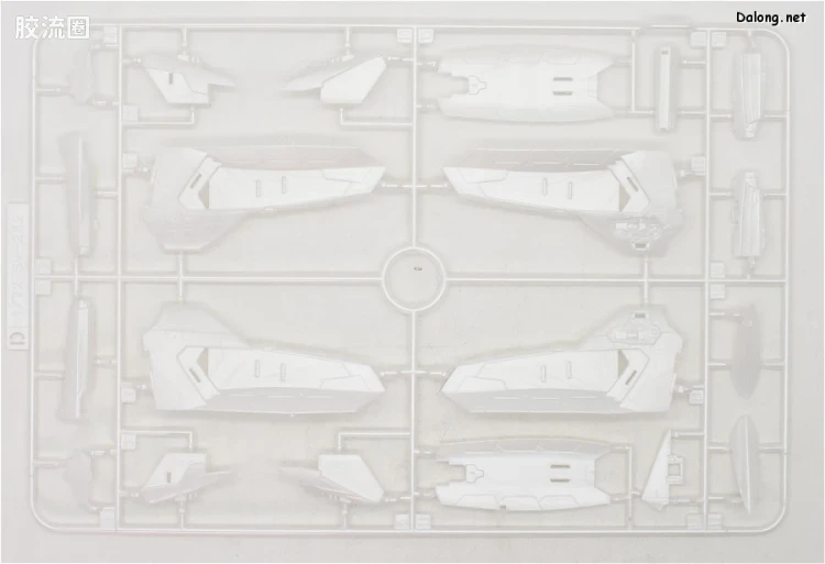 万代超时空要塞系列拼装模型 1比72 Sv-262Hs龙III (罗伊德机) デカルチャーVer. - 图片